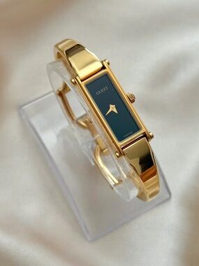 AUTHENTIC VINTAGE GUCCI DAINTY GOLD WATCH - WITH BLACK DIAL